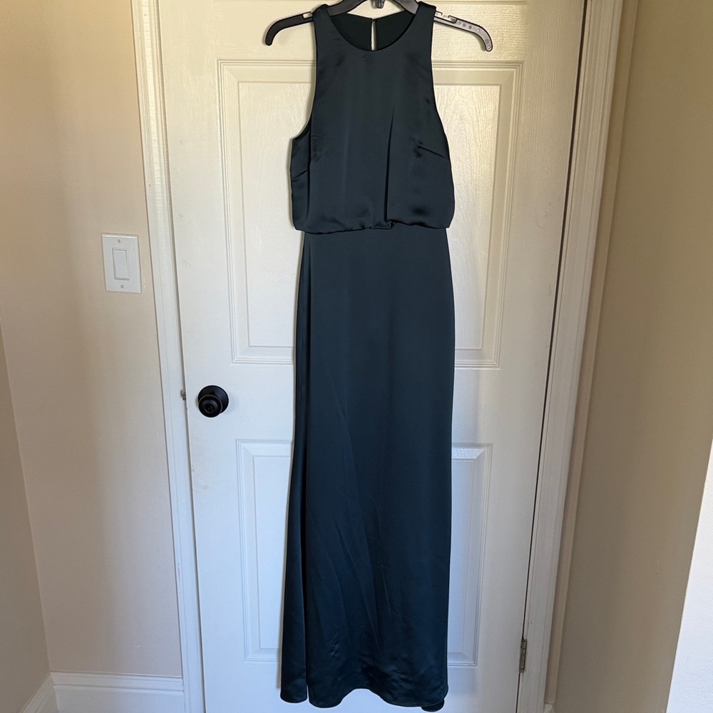 Elegant Dark Green Satin Gown - Picture 3 of 4